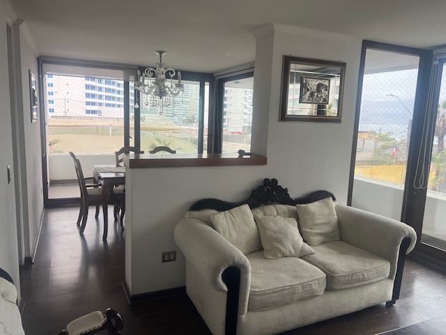 Depto. Alto Cavancha Piso 3